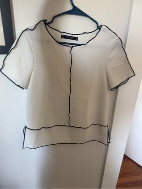Zara Cream Short-Sleeve Top with Black Contrast Piping